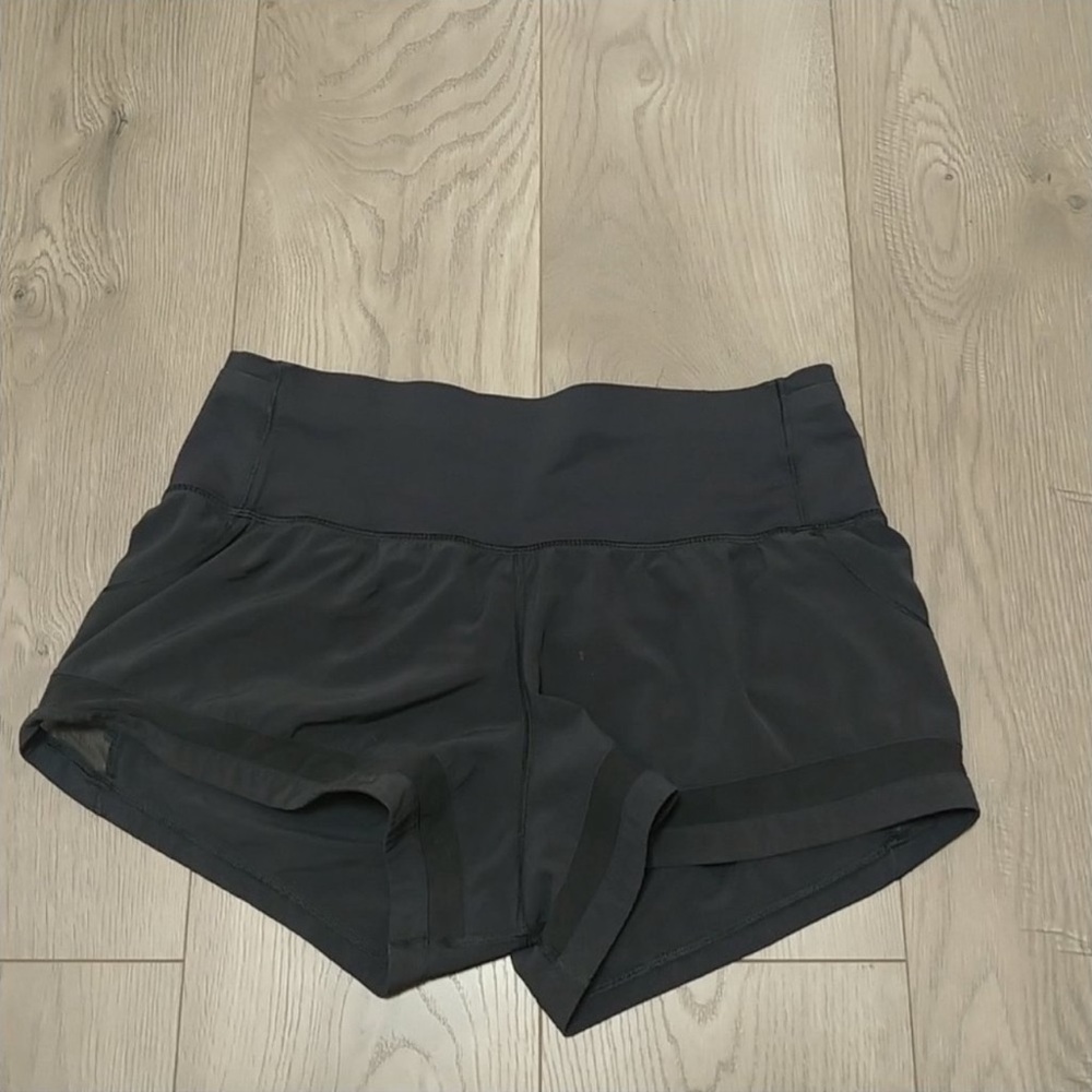Pace perfect shorts